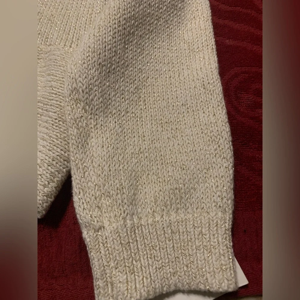 OshKosh girl B'gosh Cream Crew Neck Sweater with Modern Twist Size 8